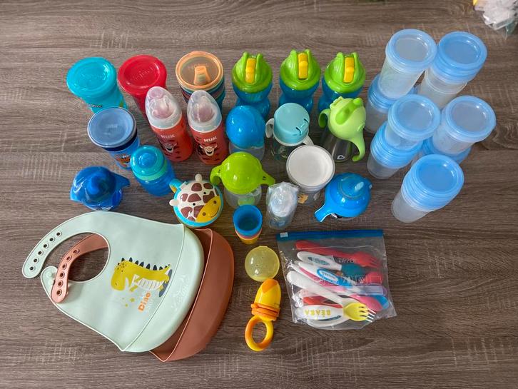 Accessoires nourriture bébé très bonne état et qualité, Enfants & Bébés, Aliments pour bébé & Accessoires, Comme neuf