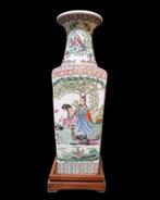 Chinese "Family rose" vaas., Antiek en Kunst, Ophalen