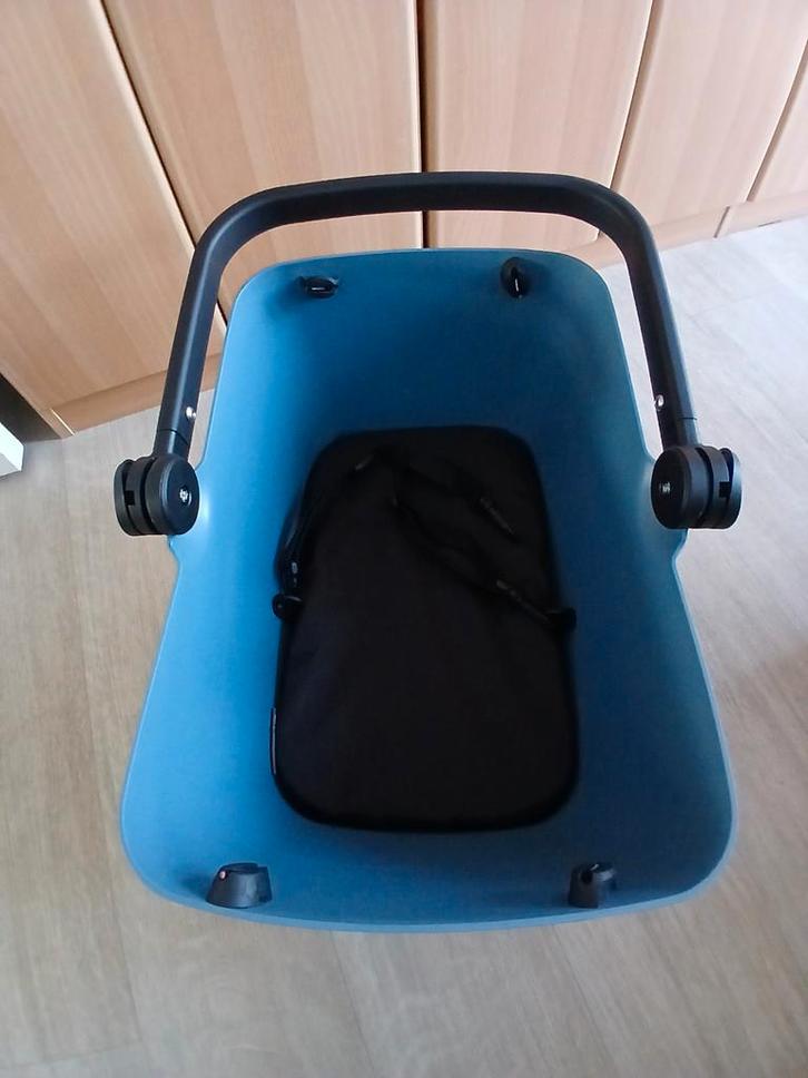 NIEUWSTAAT BASIL BLAUW HONDENFIETSENMAND, Dieren en Toebehoren, Honden-accessoires, Nieuw, Ophalen of Verzenden