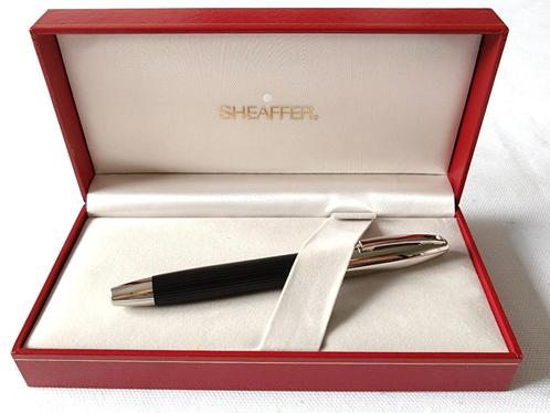 Sheaffer Legacy II 18K/750 M-nib, Collections, Stylos, Comme neuf, Stylo, Sheaffer, Avec boîte, Enlèvement ou Envoi