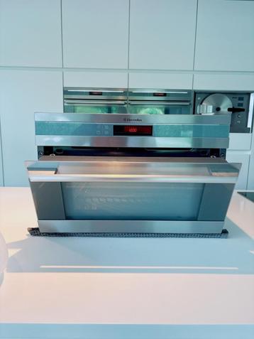Electrolux Design Microgolfoven - Nieuw - 38cm (was 1099,-) beschikbaar voor biedingen