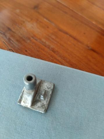 Pour fenêtre de toit de marque ROTO beschikbaar voor biedingen