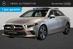 Mercedes-Benz A 180 d | Smartphone Integratie | Panoramisch, Voorwielaandrijving, 4 deurs, Stof, 4 cilinders