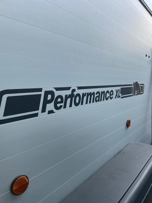 Henra performance xl, Dieren en Toebehoren, Paarden en Pony's | Trailers en Aanhangwagens, Zo goed als nieuw, 2-paards trailer
