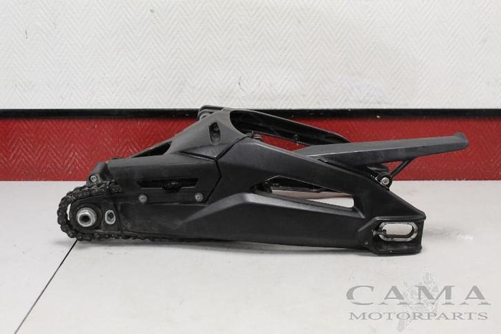 ACHTERBRUG Aprilia Shiver 900 2017-2018 (SL900), Motoren, Onderdelen | Overige, Gebruikt