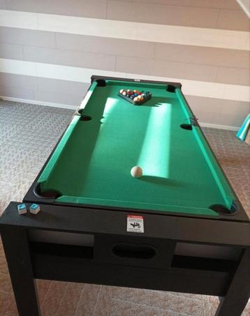 Kantelbare biljart/pooltafel en air hockey beschikbaar voor biedingen