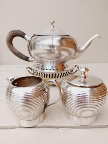 Vintage verzilverd theeservies, theelicht-suikerpot-melkkan beschikbaar voor biedingen