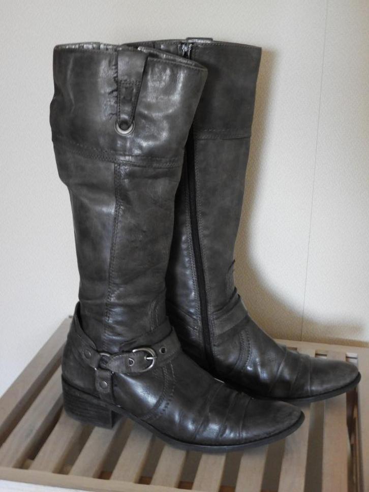 Grijze laarzen - mt 41, Kleding | Dames, Schoenen, Gedragen, Hoge laarzen, Grijs, Ophalen of Verzenden