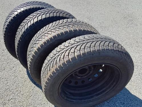 4 pneus hiver 185/65-15 pour Nissan, entraxe 4x114,3, Auto-onderdelen, Banden en Velgen, Banden en Velgen, Winterbanden, 15 inch