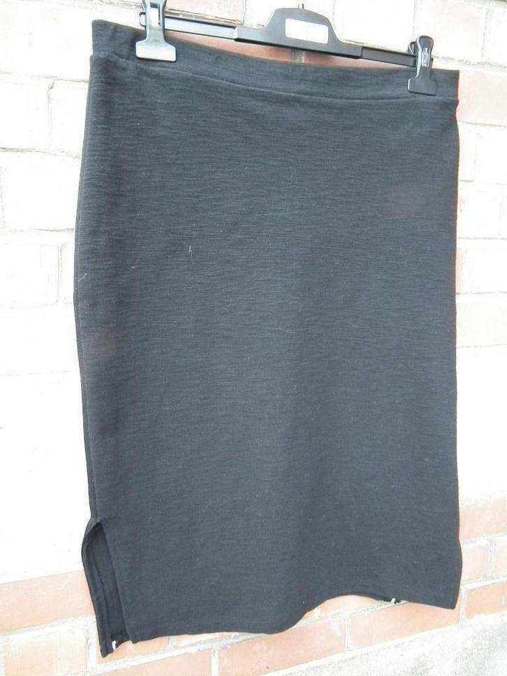 Jupe taille élastique pour femme (HEMA) Large. coloris noir, Kleding | Dames, Rokken, Zo goed als nieuw, Maat 42/44 (L), Zwart