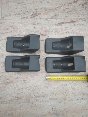 VW T3 Afdekkap Armleuning ISRI Pilotenstoel 255881081B beschikbaar voor biedingen
