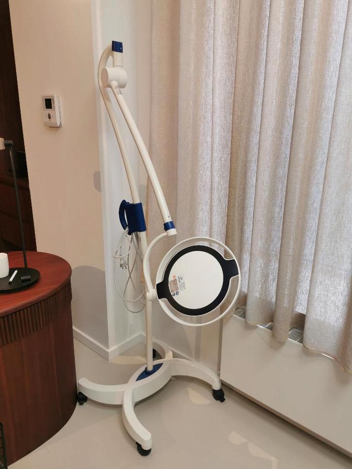 Onderzoekslamp Dr Mach LED 130, Diensten en Vakmensen, Welzijn | Overige