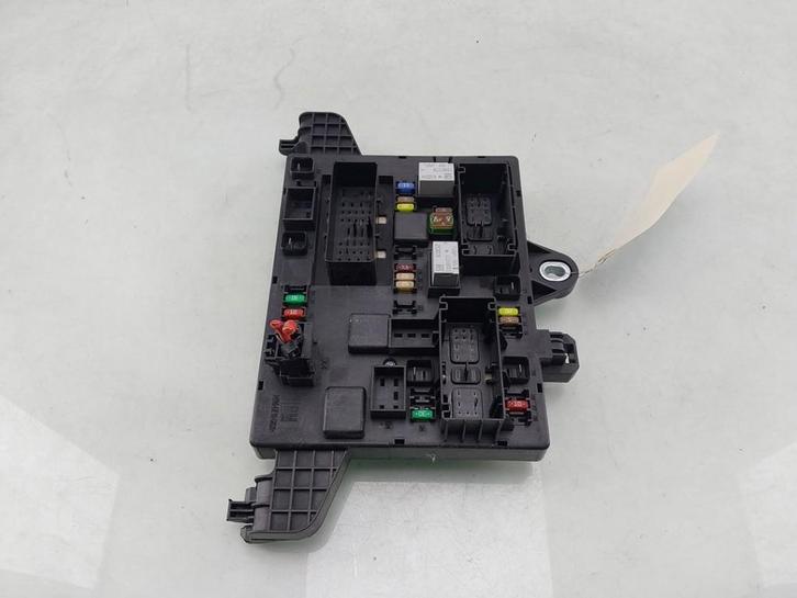 ZEKERINGKAST Opel Zafira Tourer (P12) (|13368652|), Auto-onderdelen, Elektronica en Kabels, Opel, Gebruikt