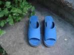 Gratis verzenden luxe blauwe zomer plateau slippers mt 38, Blauw, Slippers, Zo goed als nieuw, Verzenden
