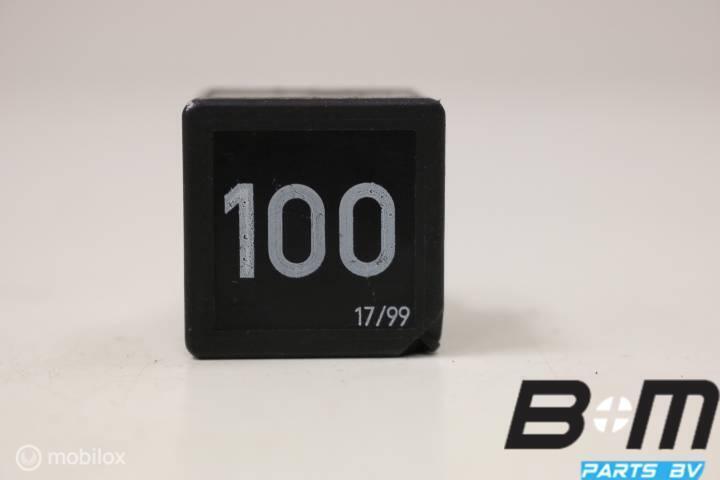 Contact relais gloeibougies 100 Volkswagen Golf 4, Auto-onderdelen, Overige Auto-onderdelen, Gebruikt