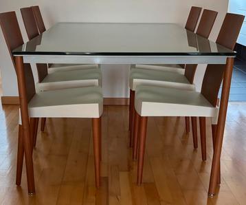 Glazen tafel - Italiaans ontwerp beschikbaar voor biedingen