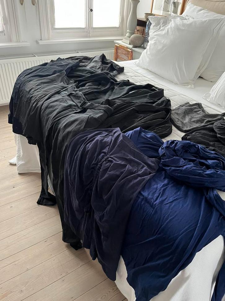 COLLECTIE KLEDING CORA KEMPERMAN JAS ROK BROEK TRUI SHIRT, Kleding | Dames, Dames-kledingpakketten, Zo goed als nieuw, Ophalen of Verzenden