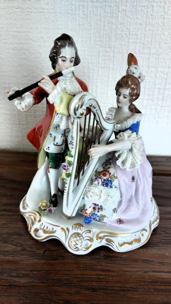 ORIGINEEL VOLKSTEDT 1762/ ANTIEK PORSELEINEN BEELDJE, Antiek en Kunst, Antiek | Porselein, Ophalen