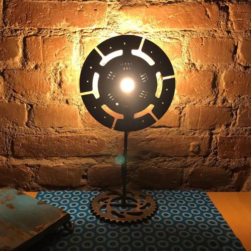 Industriële tafellamp, Huis en Inrichting, Lampen | Tafellampen, Gebruikt, Minder dan 50 cm, Metaal, Ophalen of Verzenden