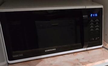 MICRO-ONDES SAMSUNG  beschikbaar voor biedingen