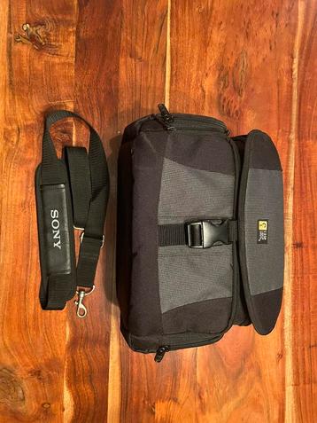 Sac appareil photo + sangle  beschikbaar voor biedingen