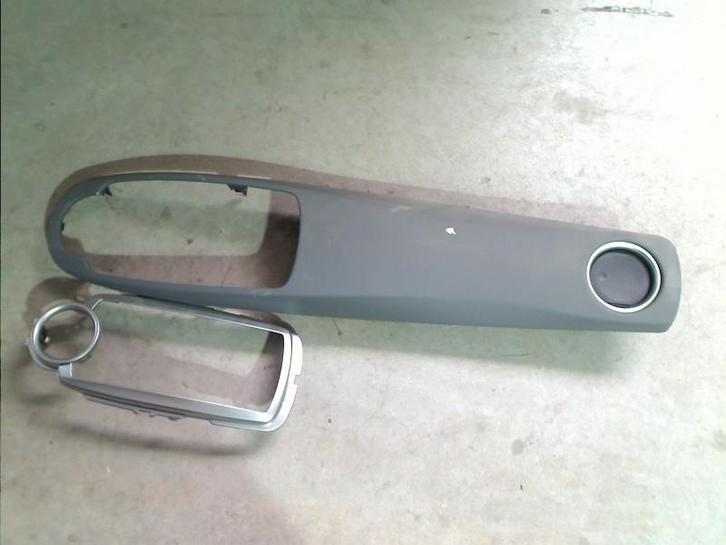 SIERLIJST Toyota Yaris III (P13) (01-2010/09-2020), Auto-onderdelen, Carrosserie, Toyota, Gebruikt
