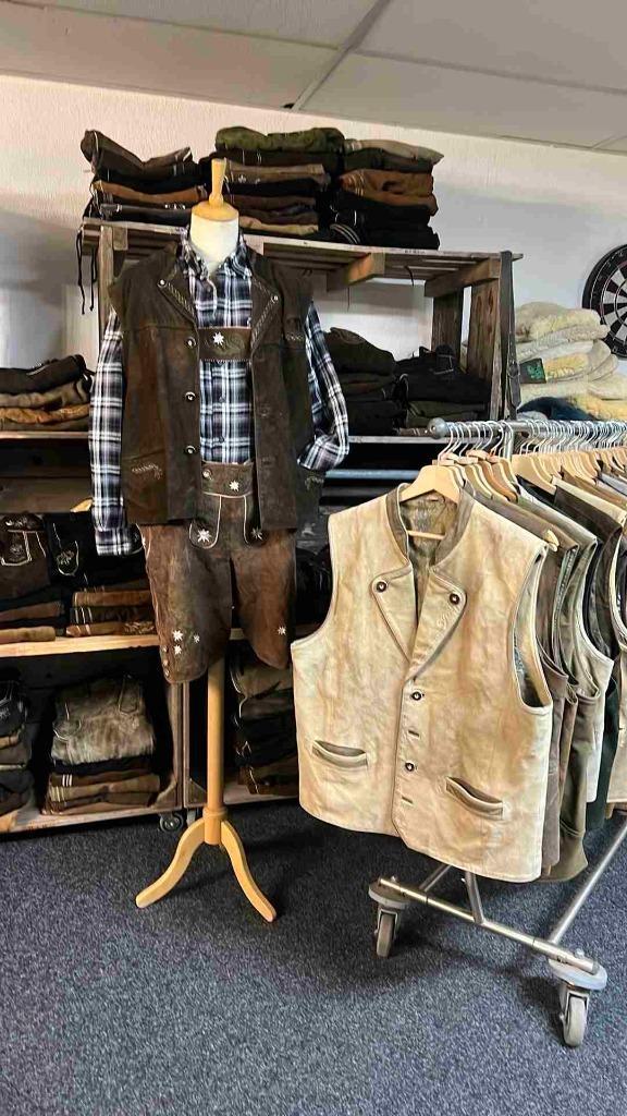 ORIGINELE TIROLER LEDERHOSE (ECHT LEER), Kleding | Heren, Carnavalskleding en Feestkleding, Zo goed als nieuw, Kleding, Overige maten