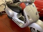 Vespa 125 GTS, 1 cylindre, Scooter, Particulier, 125 cm³