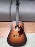 Martin DJR-10E sunburst, Muziek en Instrumenten, Snaarinstrumenten | Gitaren | Akoestisch, Ophalen, Zo goed als nieuw