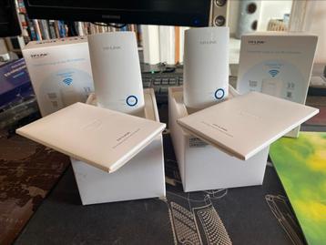 2 TP Link wifi extenders beschikbaar voor biedingen