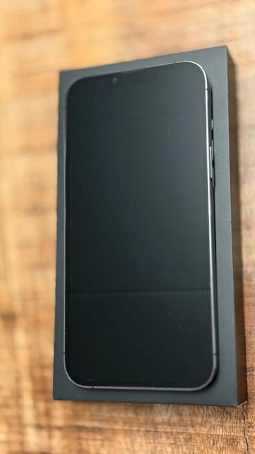 Iphoen 13 pro max beschikbaar voor biedingen