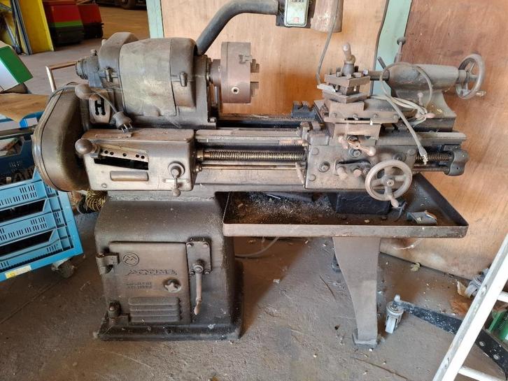 Wereldtournee voor metalen, Zakelijke goederen, Machines en Bouw | Metaalbewerking, Ophalen