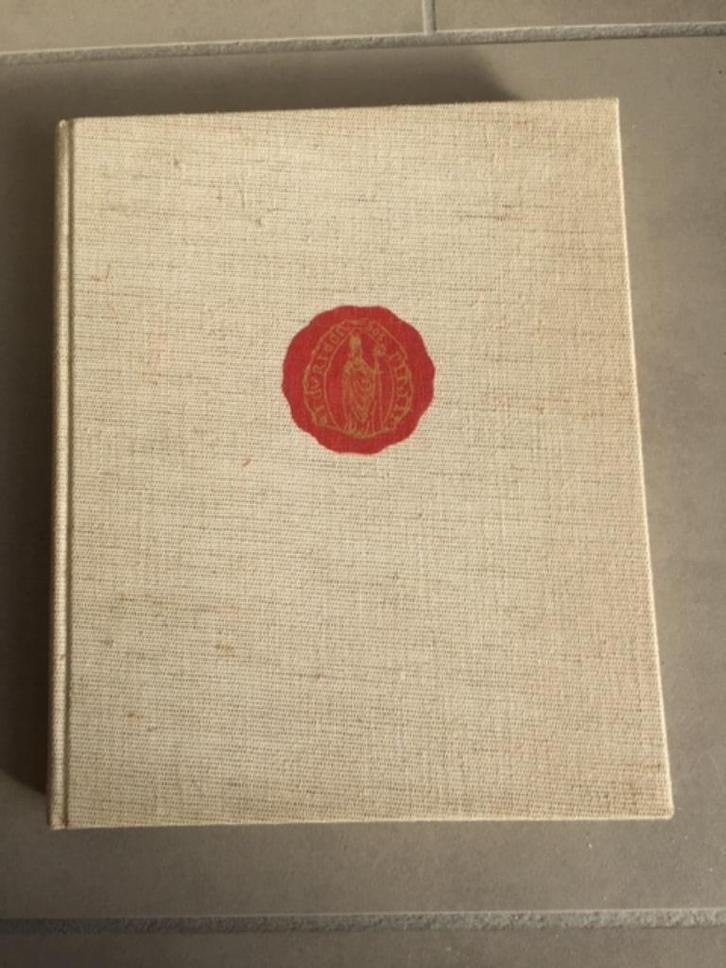 Kortrijk : gedenkboek 600 jaar Sint-Niklaas, Boeken, Geschiedenis | Stad en Regio, Ophalen of Verzenden