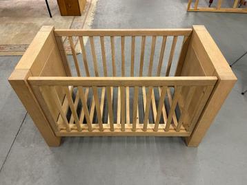 Baby/peuterbed  beschikbaar voor biedingen
