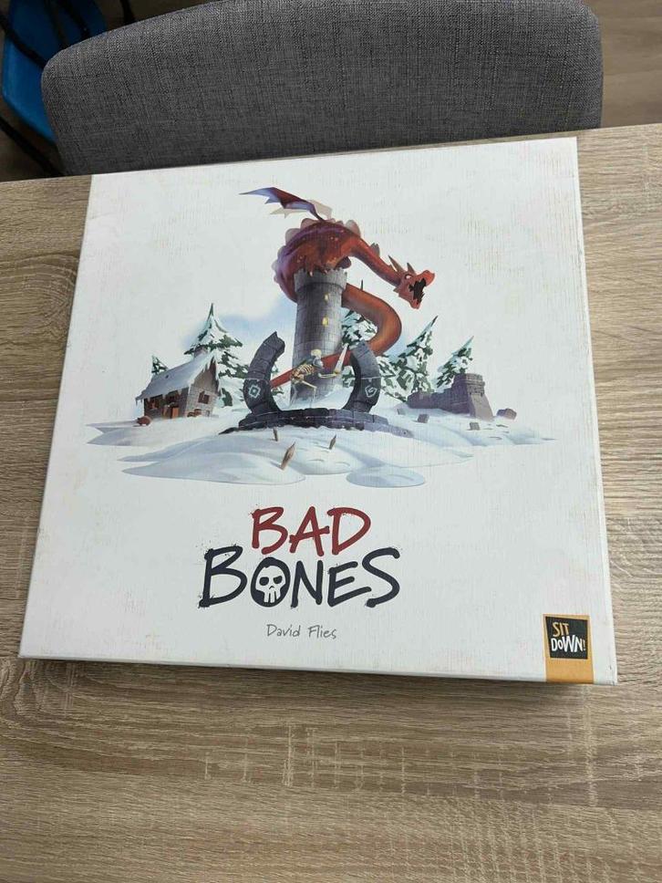 Bad Bones - Bordspel, Hobby en Vrije tijd, Gezelschapsspellen | Bordspellen, Zo goed als nieuw, Ophalen of Verzenden