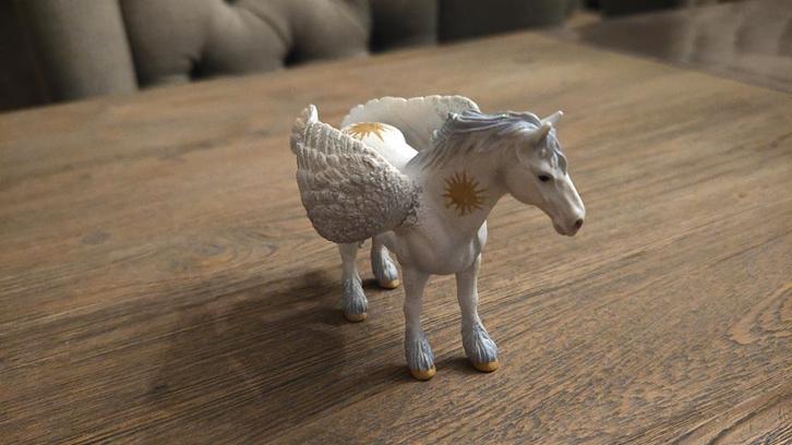 Schleich Bayala Pegasus 70423 (2009), Verzamelen, Poppetjes en Figuurtjes, Zo goed als nieuw, Ophalen of Verzenden