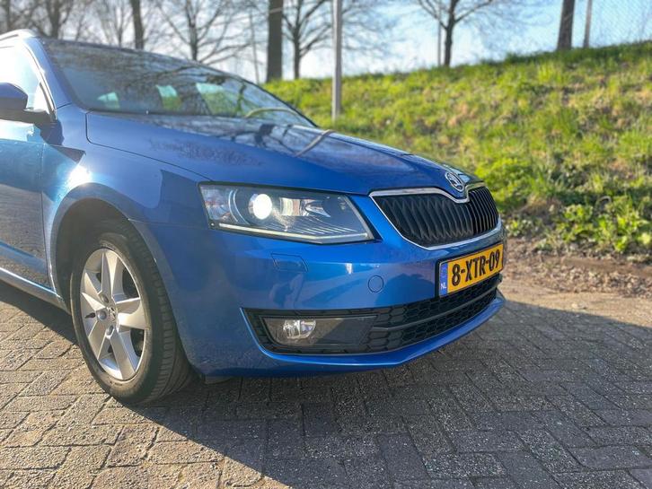 Skoda Octavia 1.6 TDI 81KW Combi 2014, Autos, Skoda, Particulier, Octavia, ABS, Airbags, Air conditionné, Bluetooth, Ordinateur de bord