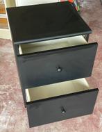 Klein zwart houten meubels/nachtkastje, Minder dan 45 cm, Gebruikt, Minder dan 55 cm, Hout