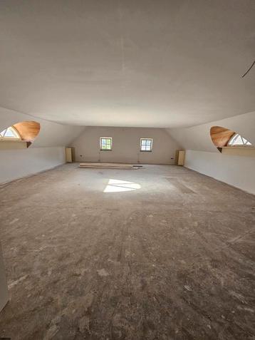 Stukadoors ,Schilderwerk,Laminaat leggen,Totaal renovatie beschikbaar voor biedingen