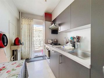 Appartement à vendre à Anderlecht, 2 chambres, 75 m², Appartement, 2 pièces