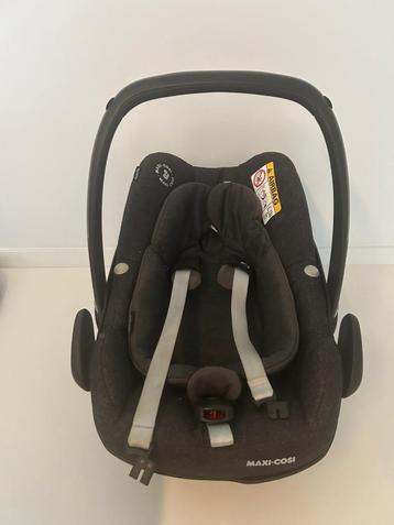 Maxi-Cosi Pebble Pro + hoes & voetenzak beschikbaar voor biedingen
