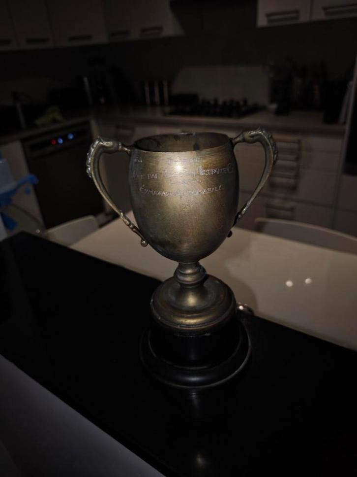 brass trofee uit 1938, Antiek en Kunst, Antiek | Tin, Ophalen of Verzenden