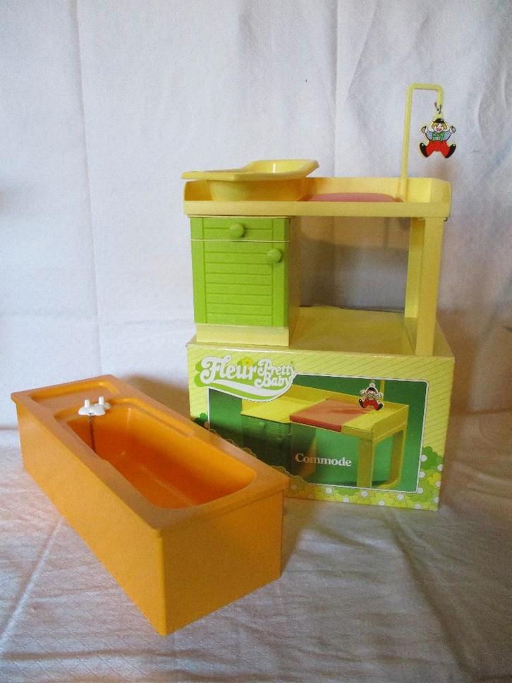 (👉ﾟヮﾟ)👉 Vintage Fleur Commode 2318 & Sindy Bad ., Kinderen en Baby's, Speelgoed | Poppenhuizen, Gebruikt, Accessoires, Ophalen of Verzenden