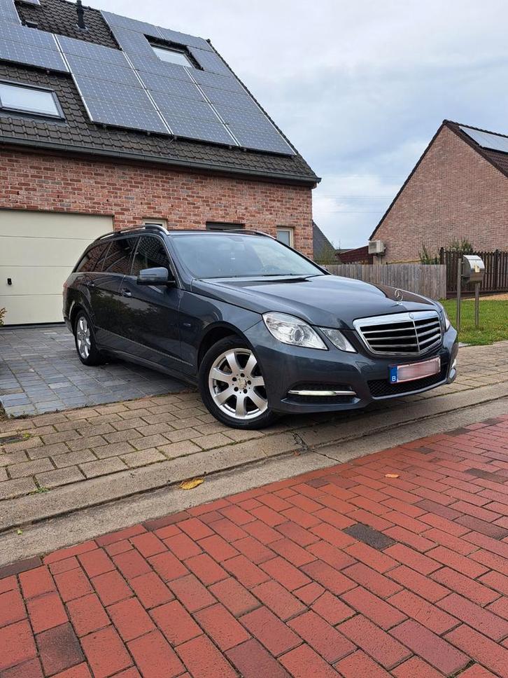 Mercedes, E 200CDI,7 plaatsen,181.600km's,1ste eig, Bj:2012, Auto's, Mercedes-Benz, Particulier, ABS, Adaptieve lichten, Adaptive Cruise Control