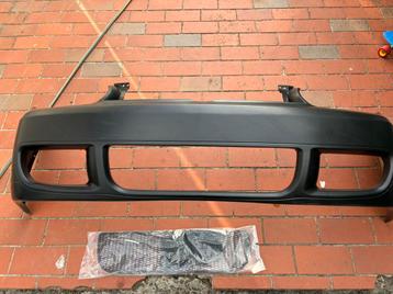 Pare choc R32 golf 4 neuf  beschikbaar voor biedingen