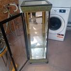 Armoire vitrée avec roues et lumières, Maison & Meubles, Armoires | Vitrines, Enlèvement ou Envoi