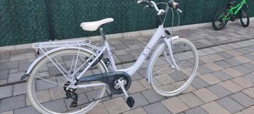 Kinderfiets beschikbaar voor biedingen
