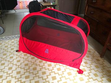 Baby tent - reisbed beschikbaar voor biedingen