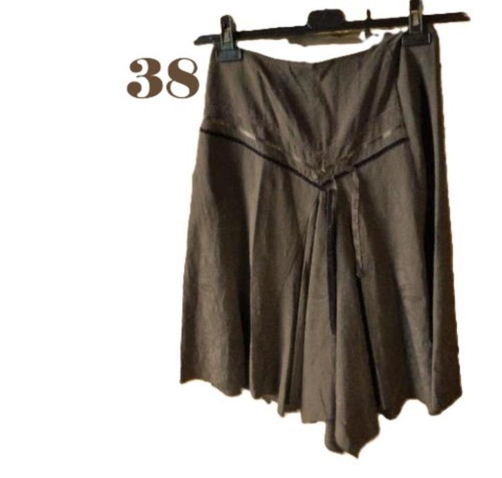 (31)- jupe femme t.38 brune - yessica -, Vêtements | Femmes, Jupes, Comme neuf, Taille 38/40 (M), Brun, Longueur genou, Enlèvement ou Envoi