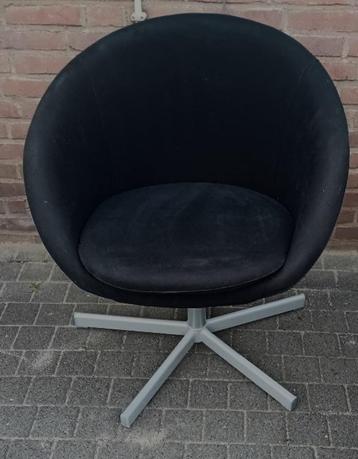 Burostoel beschikbaar voor biedingen